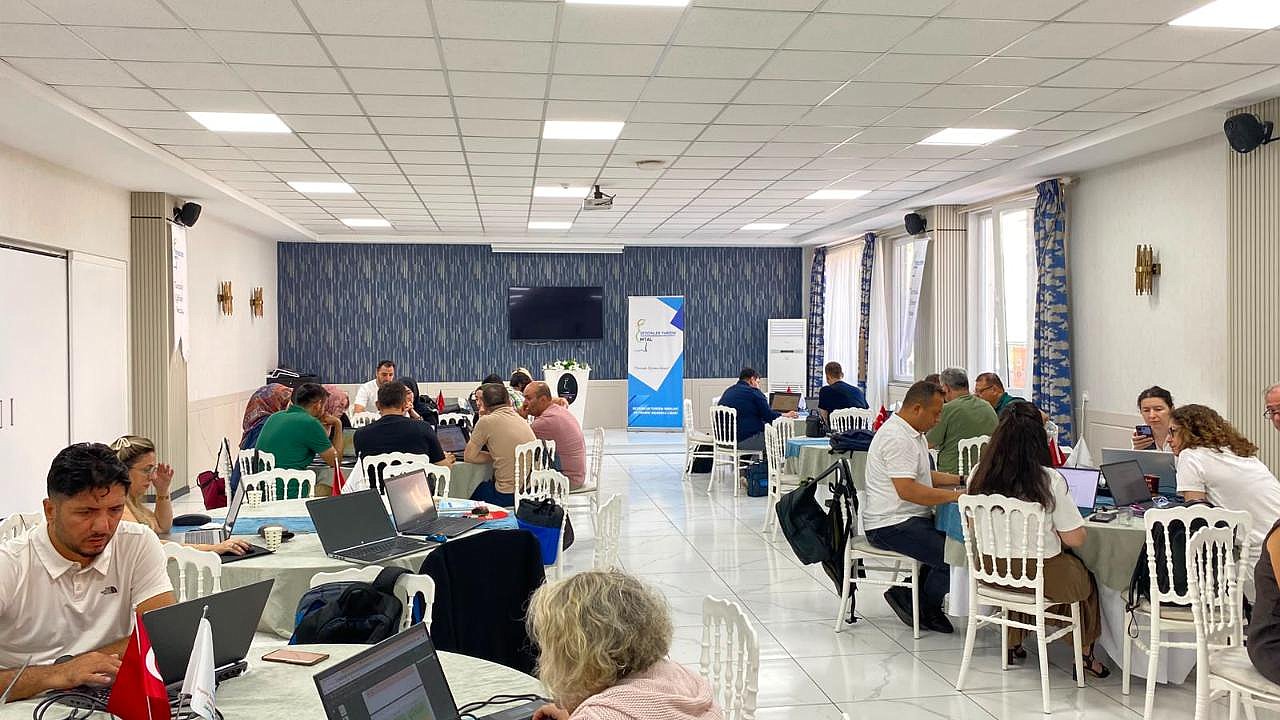 Türkiye Yüzyılı Maarif Modeli Bağlam Temelli Soru Yazım Çalıştayı Sakarya’da Başladı