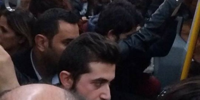AĞABEY;HABERİ KALDIR DEDİ.ABA ALTINDAN SOPA GÖSTERDİ...