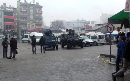 Dağdan indi keşif yaparken suçüstü yakalandı!