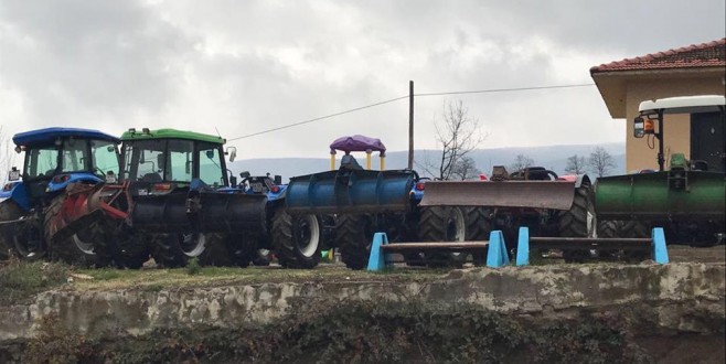 ESENTEPE MUHTARLIĞI;KAR YAĞIŞI İÇİN ÖNLEMLERİNİ ALDI.