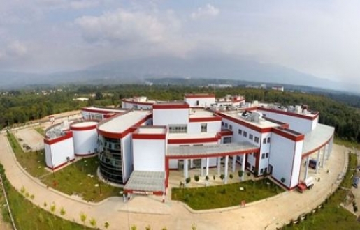HASTANEYİ EBEYE TESLİM ETMEYE ÇALIŞIYORLAR!...
