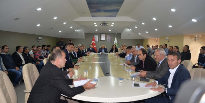 HENDEK BELEDİYESİ 2017 YILI BÜTÇESİ;MECLİS ÜYELERİNİN VİCDANLARINA HAVALE EDİLDİ...