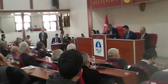 HENDEK İÇİN KIPIRDAMAYANLAR,TOÇOĞLU İÇİN KOŞTULAR.