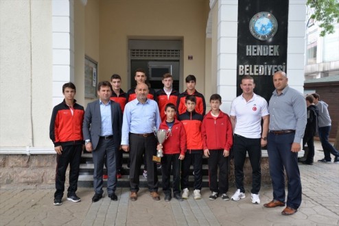 HENDEKLİ GÜREŞÇİLER RİZE'DE...