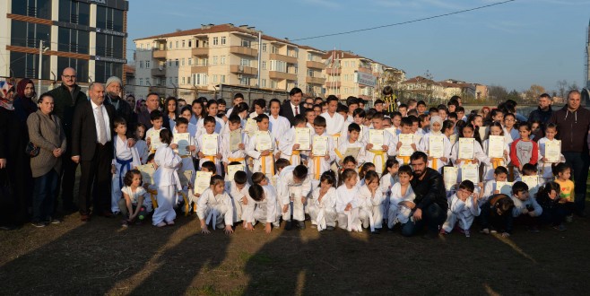 KARATECİLER TERFİ ETTİ...