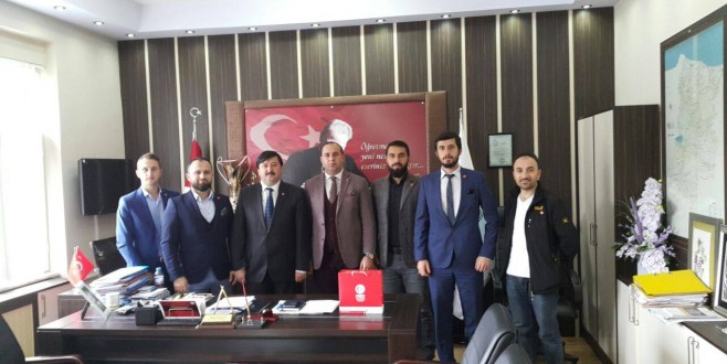 MİLLİ BİRLİK VE DÜŞÜNCE DERNEĞİ,İLÇE MİLLİ EĞİTİM MÜDÜRÜNÜ ZİYARET ETTİ.