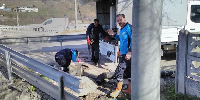 SASKİ KÖPRÜBAŞI MAHALLESİNDE İŞ BAŞINDA...