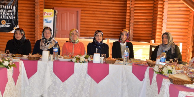 ŞİMDİ YARALARI SARMA ZAMANI PROJESİNİN STARTI HENDEK'TE VERİLDİ.