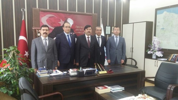 TÜRK EĞİTİM-SEN HENDEK İLÇE YÖNETİMİ SABRİ DOĞAN'I ZİYARET ETTİ