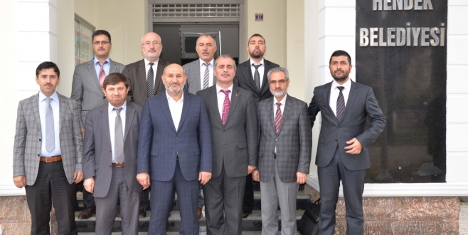 VAİZLERDEN,PÜSKÜLLÜ BAŞKANA ZİYARET.